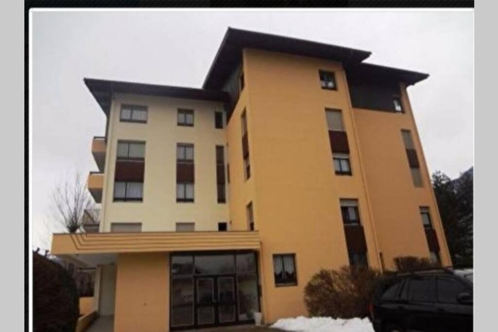 Appartement Meuble Tout Confort Scionzier エクステリア 写真
